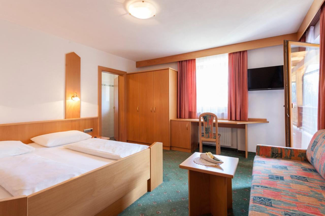 Alpenspitz Appartements - Garni - B&B Racines Εξωτερικό φωτογραφία