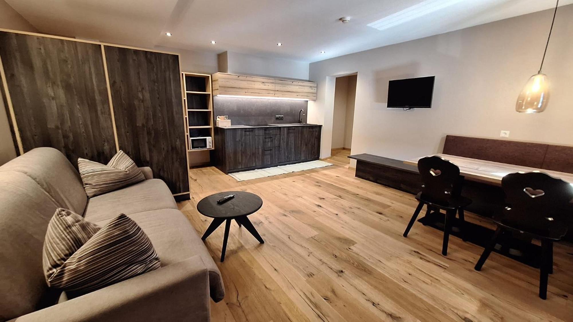 Alpenspitz Appartements - Garni - B&B Racines Εξωτερικό φωτογραφία