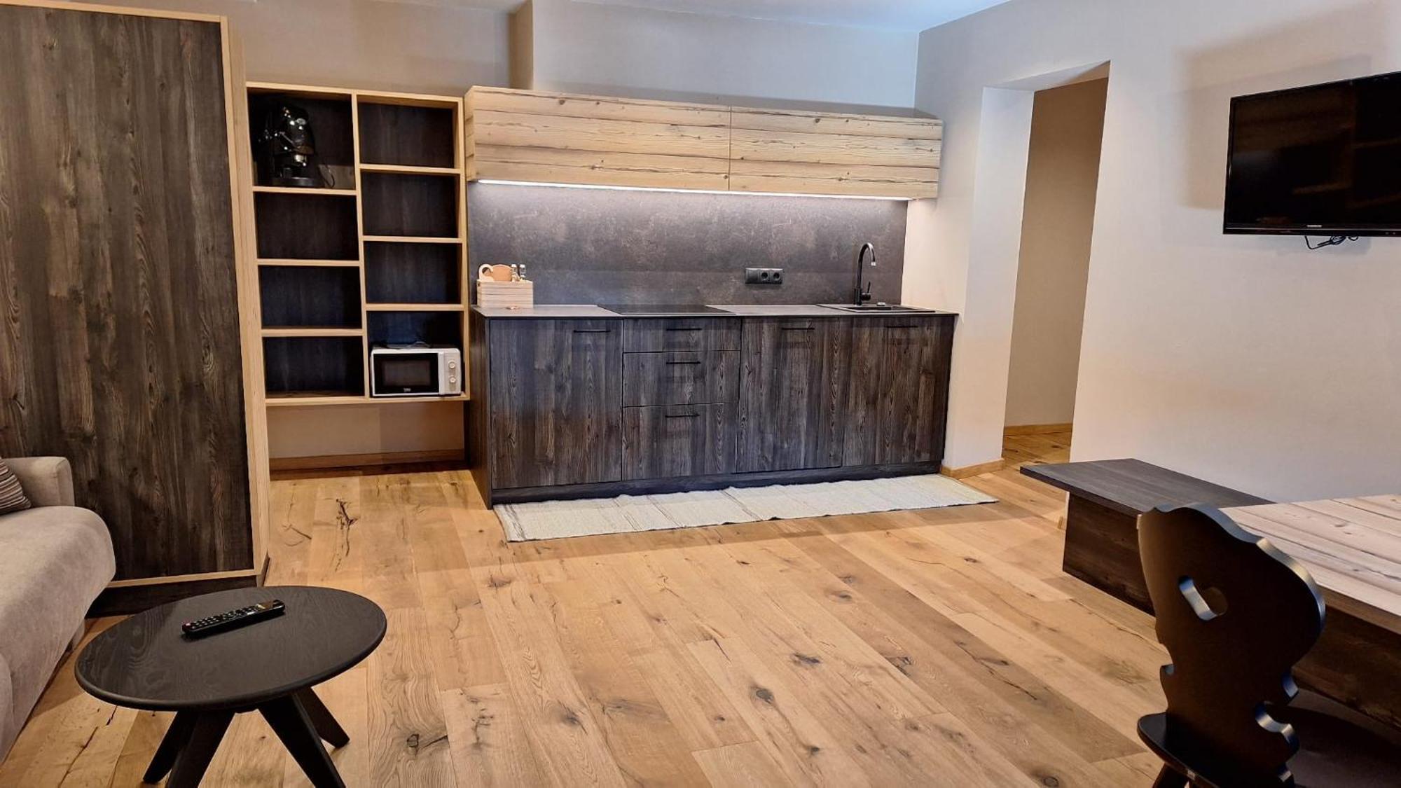 Alpenspitz Appartements - Garni - B&B Racines Εξωτερικό φωτογραφία