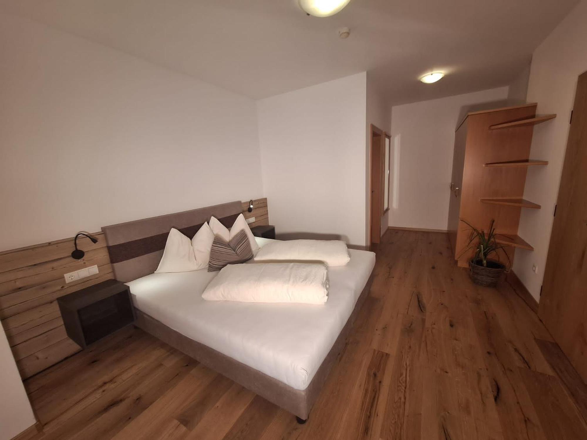 Alpenspitz Appartements - Garni - B&B Racines Εξωτερικό φωτογραφία