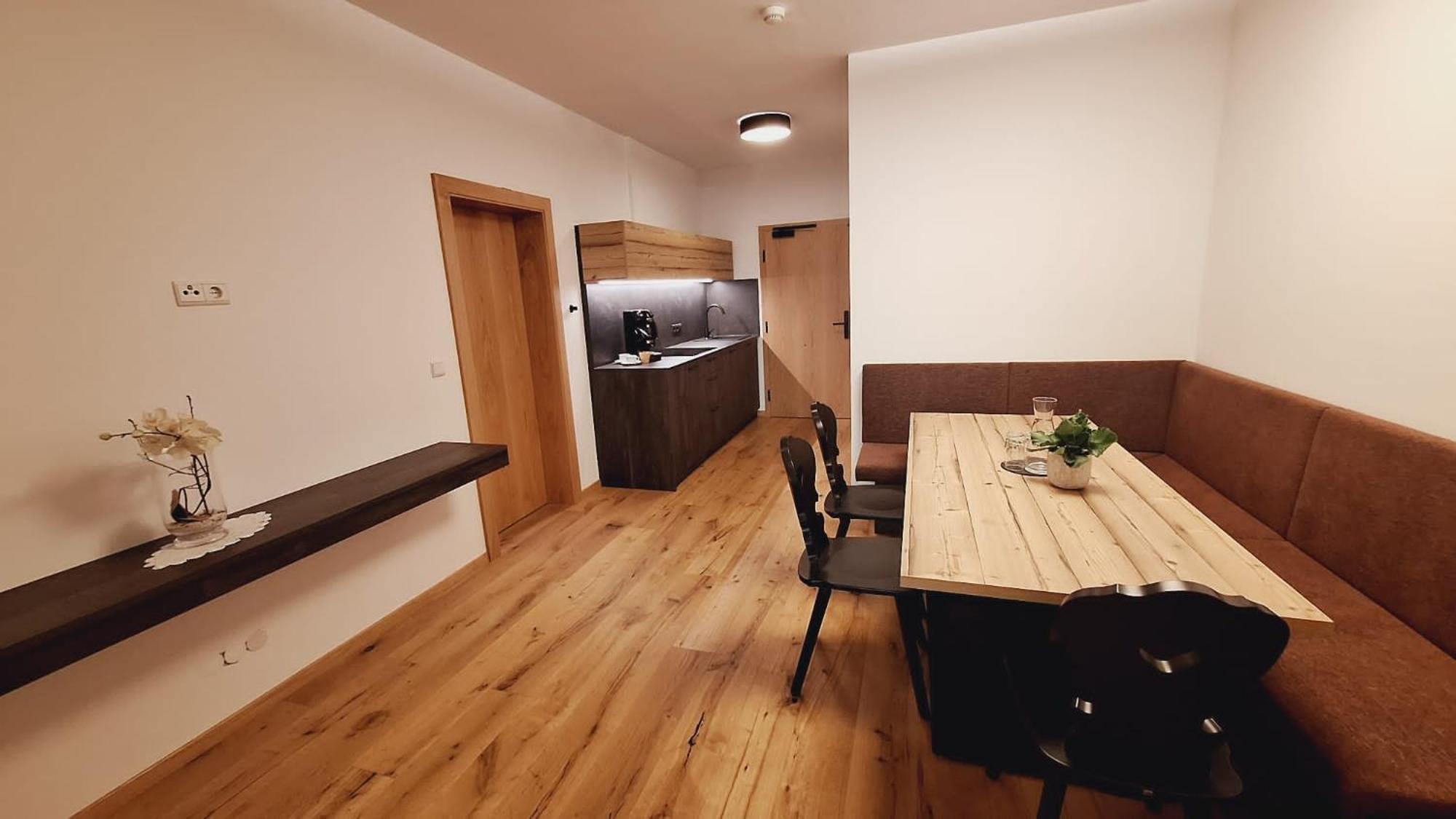 Alpenspitz Appartements - Garni - B&B Racines Εξωτερικό φωτογραφία